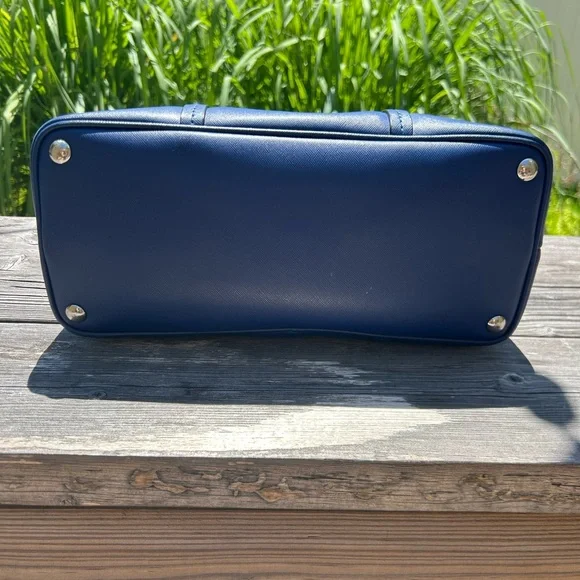 Coach Peyton Dome Satchel - Picture 5 of 11